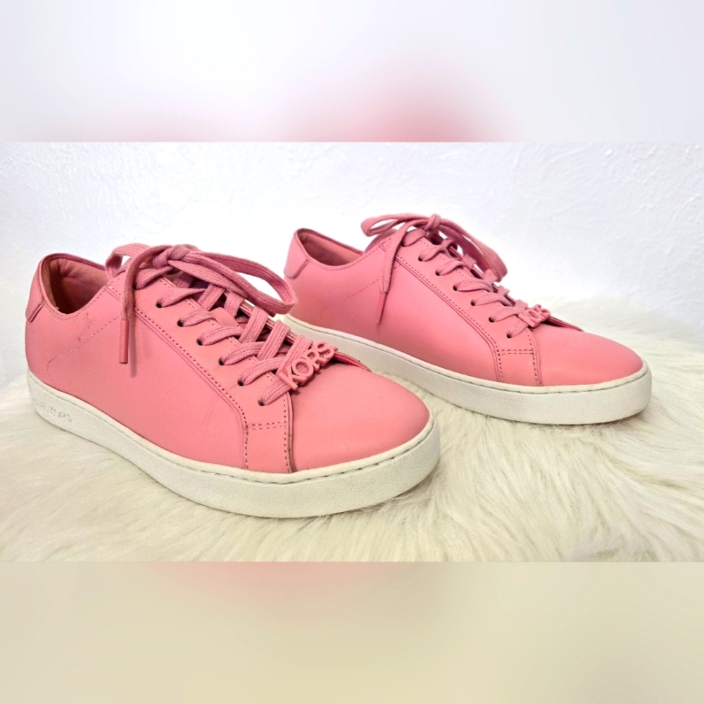 Michael Kors Pink Lace-up Shoes